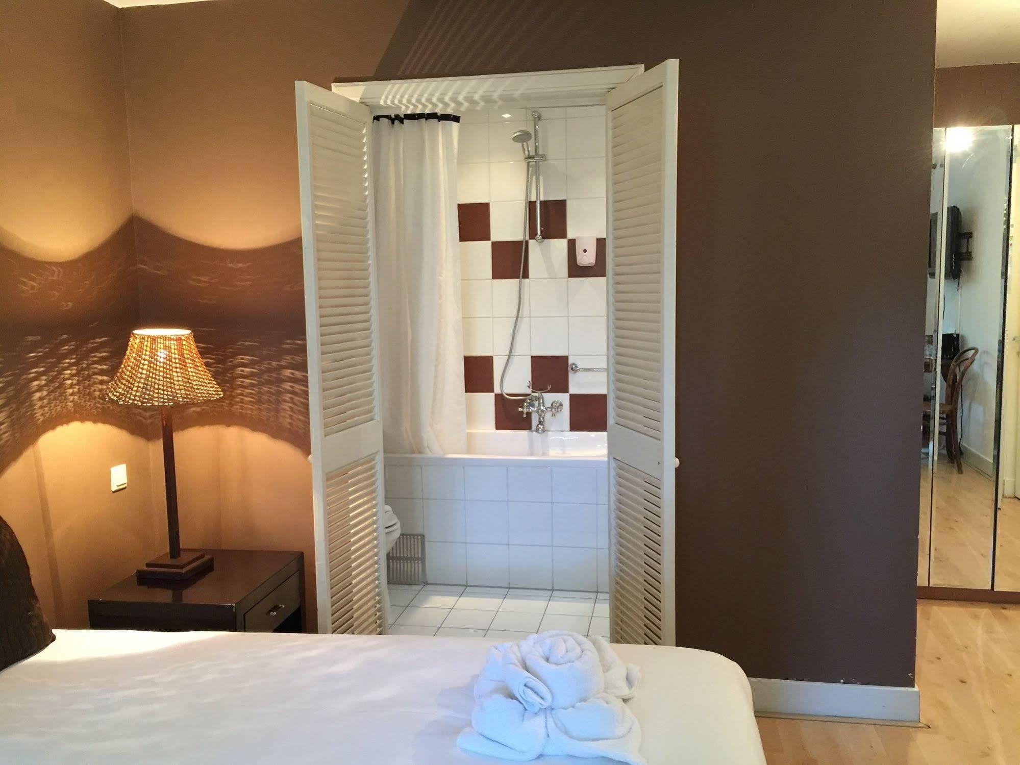 Bed & Breakfast Nine(t)teen Amsterdam